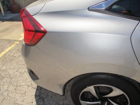 Used 2020 Honda Civic LX image 19