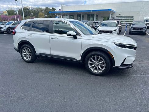 Used 2023 Honda CR-V EX image 2