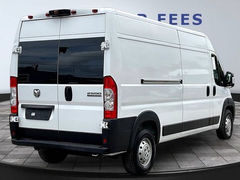 Used 2023 RAM ProMaster 2500 FWD image 6