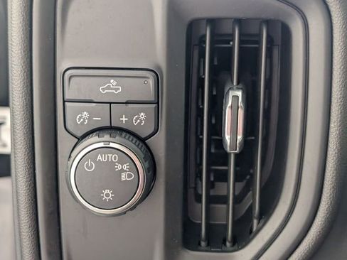 Used 2023 Chevrolet Silverado 1500 Custom RWD image 14