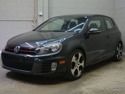 Used 2011 Volkswagen GTI 2-Door FWD image 2
