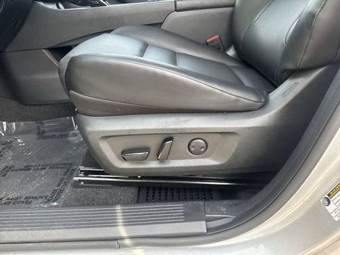 Used 2023 Nissan Rogue SV w/ SV Premium B Package AWD/4WD image 28