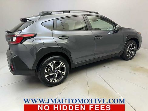 Used 2024 Subaru Crosstrek 2.0i Premium image 5