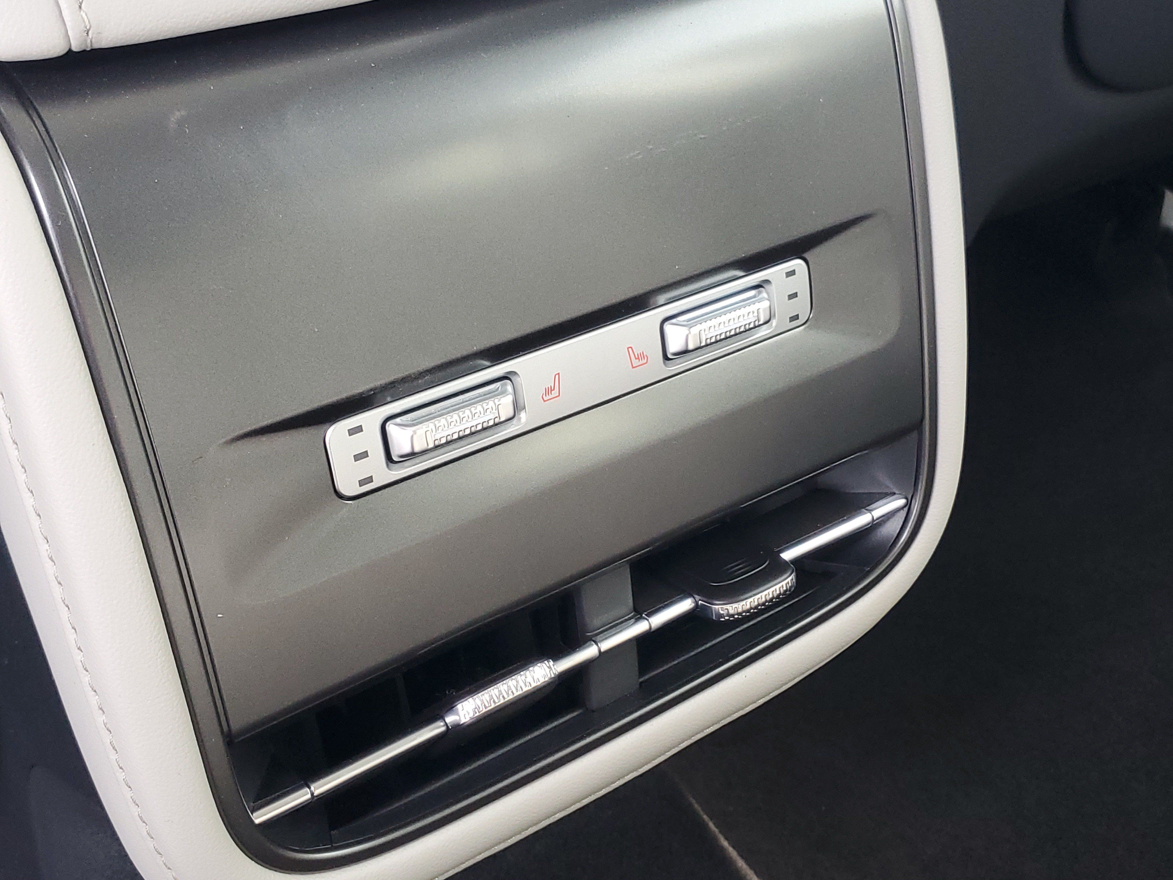 New 2026 Lincoln Nautilus Reserve AWD/4WD image 31