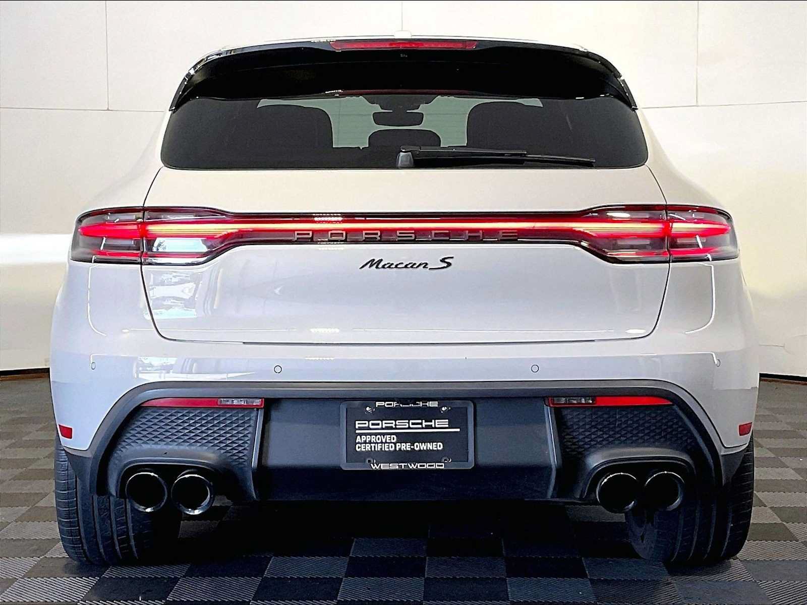 Certified 2023 Porsche Macan S AWD/4WD image 6