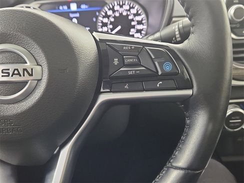 Used 2020 Nissan Altima 2.0 Platinum image 18