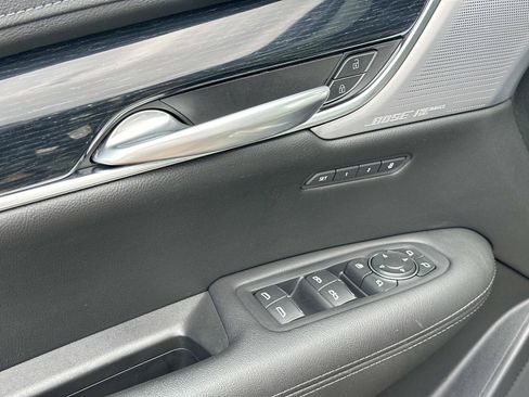 Certified 2024 Cadillac XT5 Premium Luxury AWD/4WD image 16