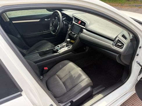 Used 2018 Honda Civic EX image 26