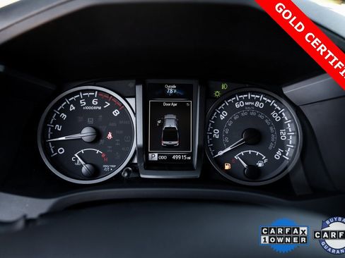 Used 2022 Toyota Tacoma TRD Sport w/ Technology Package image 15