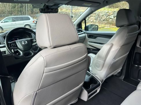 Used 2019 Honda Odyssey EX-L image 11