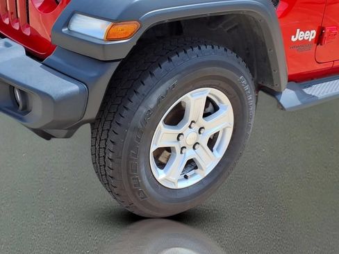Used 2020 Jeep Wrangler Unlimited Sport S AWD/4WD image 25