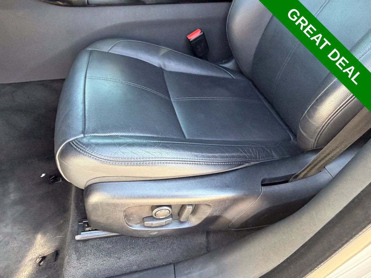Used 2025 Land Rover Range Rover Velar Dynamic SE AWD/4WD image 31