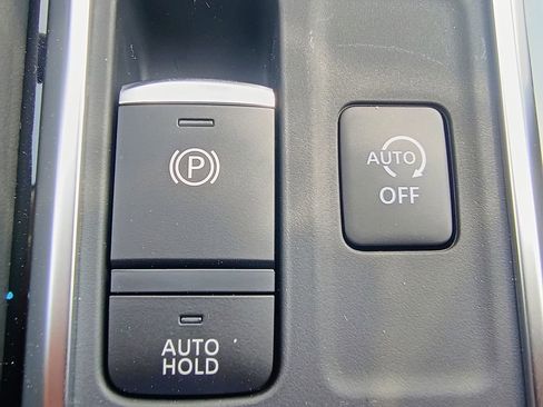 New 2026 Nissan Pathfinder SV image 20