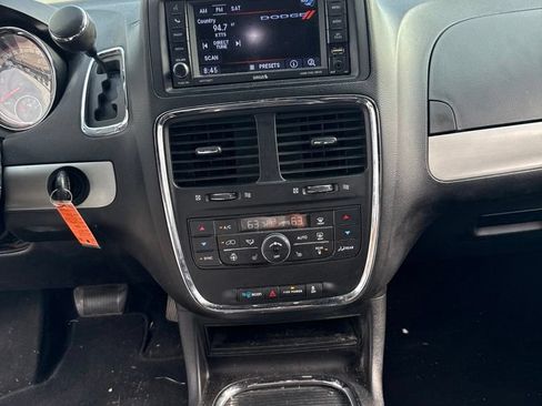 Used 2019 Dodge Grand Caravan GT FWD image 7