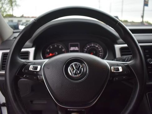 Used 2018 Volkswagen Atlas SE FWD image 27