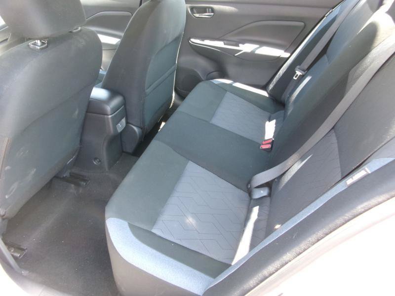 Used 2025 Nissan Versa SV FWD image 9