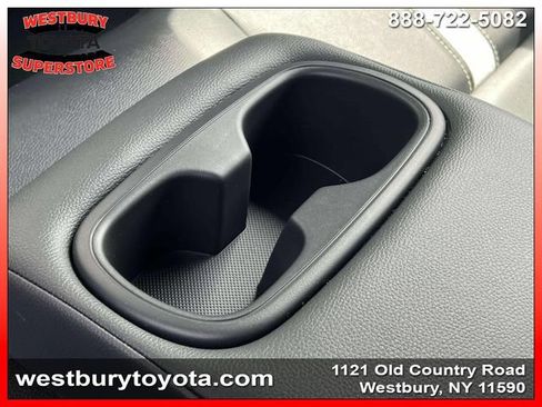 Used 2026 Toyota Camry SE w/ Convenience Package FWD image 17