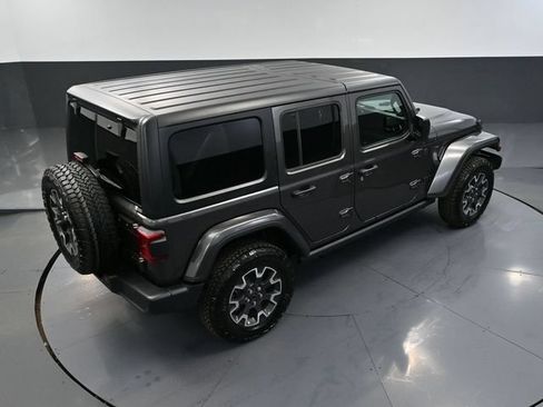 Used 2025 Jeep Wrangler Unlimited Sahara w/ Technology Group AWD/4WD image 55
