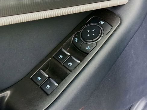 Used 2025 Ford Explorer ST-Line w/ ST-Line Street Pack AWD/4WD image 21