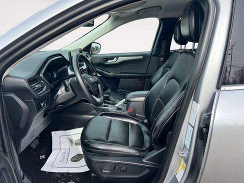 Used 2024 Ford Escape Platinum AWD/4WD image 10