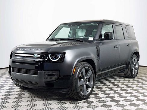 Used 2025 Land Rover Defender 110 V8 AWD/4WD image 1