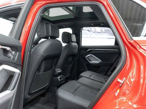 Used 2023 Audi Q3 2.0T Premium image 27