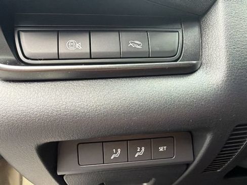 Used 2024 MAZDA CX-30 Carbon AWD/4WD image 21