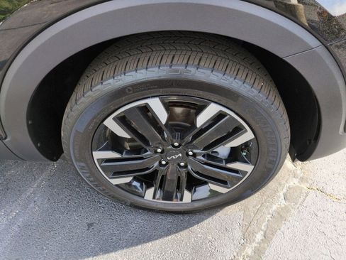 Used 2025 Kia Telluride SX Prestige image 10