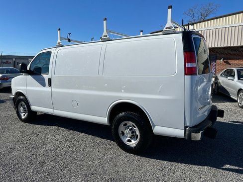 Used 2020 Chevrolet Express 2500 w/ Driver Convenience Package image 12