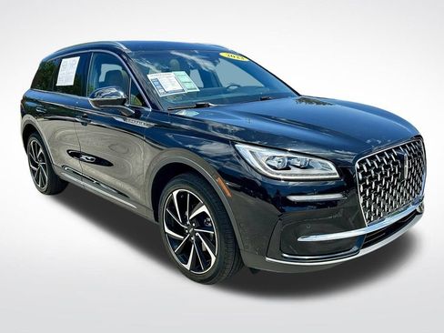 Used 2023 Lincoln Corsair Reserve w/ Equipment Group 202A AWD/4WD image 3