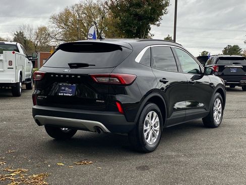 Certified 2023 Ford Escape Active w/ Tech Pack #2 image 4