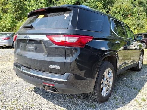 Used 2018 Chevrolet Traverse High Country AWD/4WD image 13