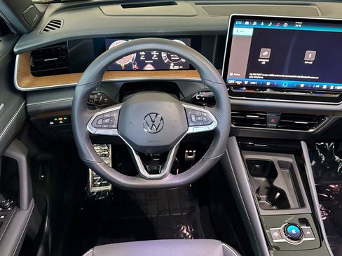 New 2026 Volkswagen Tiguan SEL R-Line AWD/4WD image 13