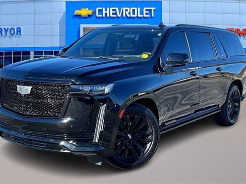 Used 2022 Cadillac Escalade ESV Sport w/ Touring Package image 3