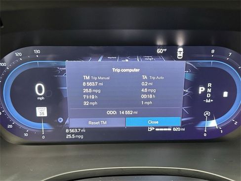 Certified 2025 Volvo XC60 B5 Plus image 15