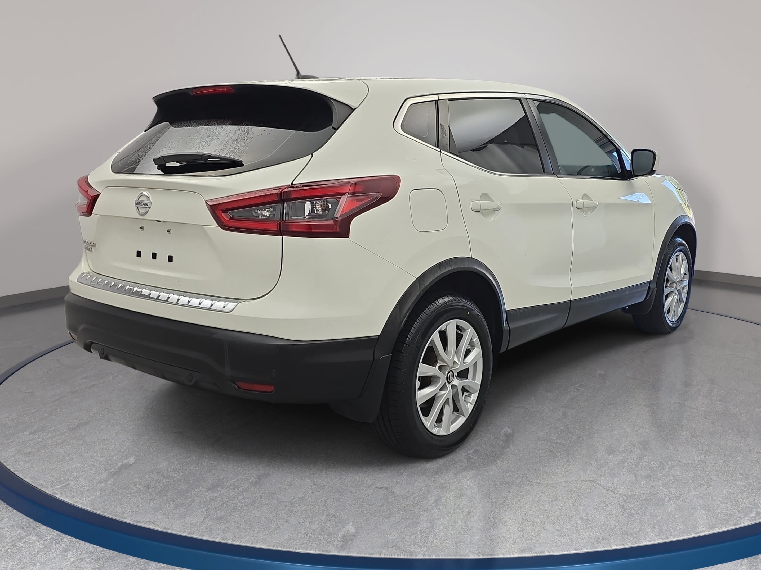Used 2020 Nissan Rogue Sport S w/ Appearance Package FWD image 5