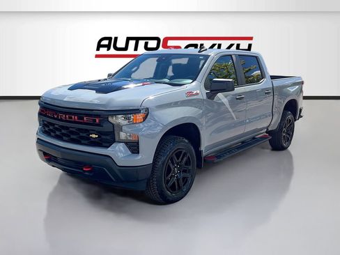 Used 2024 Chevrolet Silverado 1500 Custom Trail Boss AWD/4WD image 3