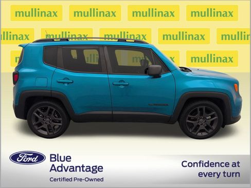 Used 2021 Jeep Renegade Latitude w/ Sun & Sound Group FWD image 2