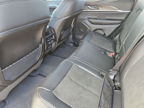 New 2026 Jeep Grand Cherokee Altitude AWD/4WD image 15