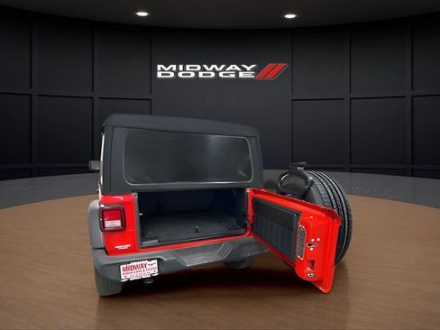 Used 2021 Jeep Wrangler Unlimited Sport image 11