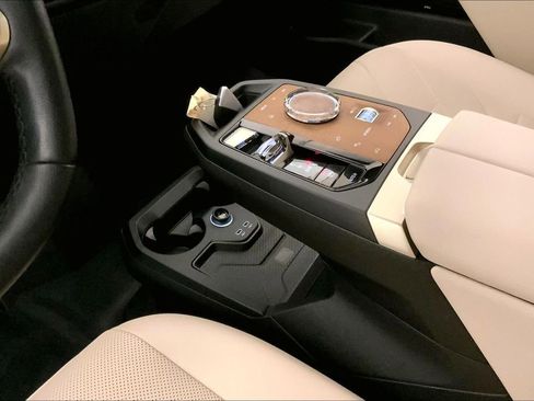 Certified 2023 BMW iX xDrive50 w/ Premium Package AWD/4WD image 22