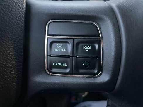 Used 2012 RAM 1500 Big Horn w/ Luxury Group image 18