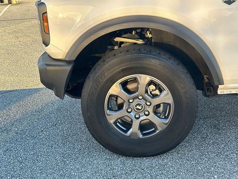 Used 2023 Ford Bronco Big Bend image 11