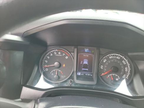 Certified 2022 Toyota Tacoma SR w/ SR Convenience Package RWD image 32