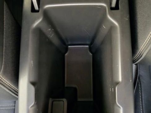 Used 2021 GMC Canyon Denali image 30