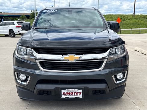 Used 2018 Chevrolet Colorado LT w/ LT Convenience Package AWD/4WD image 3