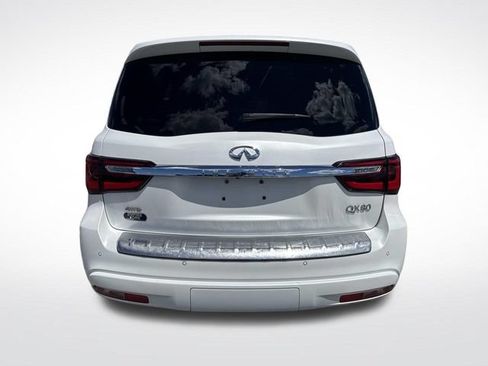 Used 2022 INFINITI QX80 Sensory w/ Cargo Package AWD/4WD image 4