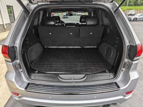 Used 2018 Jeep Grand Cherokee Altitude image 13