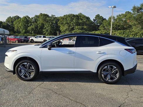 New 2025 Nissan Murano SL w/ Cargo Package image 2