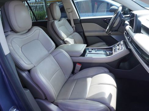 Used 2021 Lincoln Aviator Reserve w/ Equipment Group 202A AWD/4WD image 9
